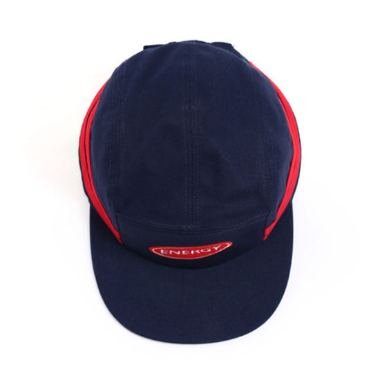 Children′s Embroidery Patch Cotton Flat Brim 5 Panel Snapback Cap