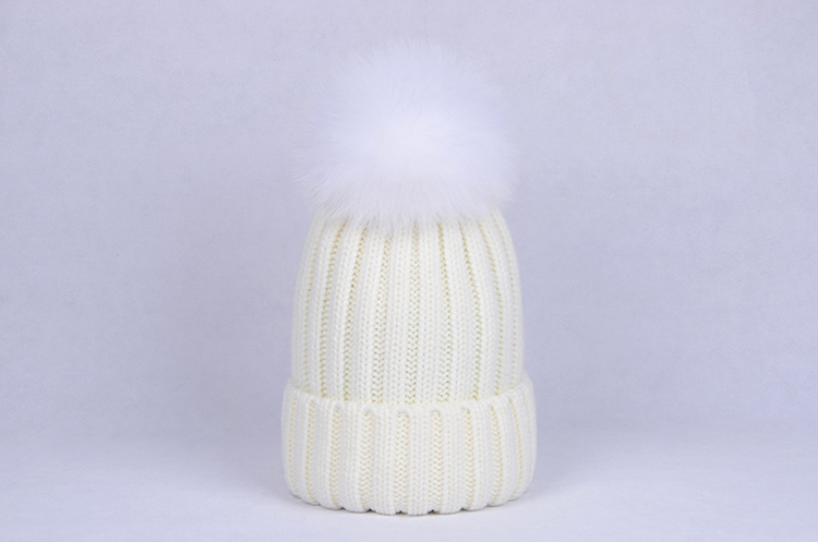 100% Acrylic Custom Fur Winter Warm POM POM Knitted Beanie Hat