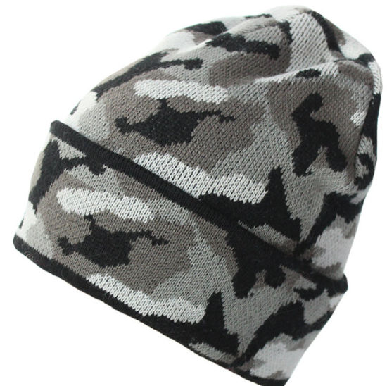 BSCI Audit 100% Acrylic Knitted Hat Thickened Fleece Lining Army Camouflage