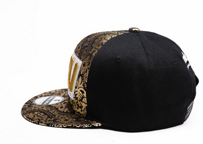Wholesale Custom 100% Cotton 6-Panel Black 3D Embroidery Snapback