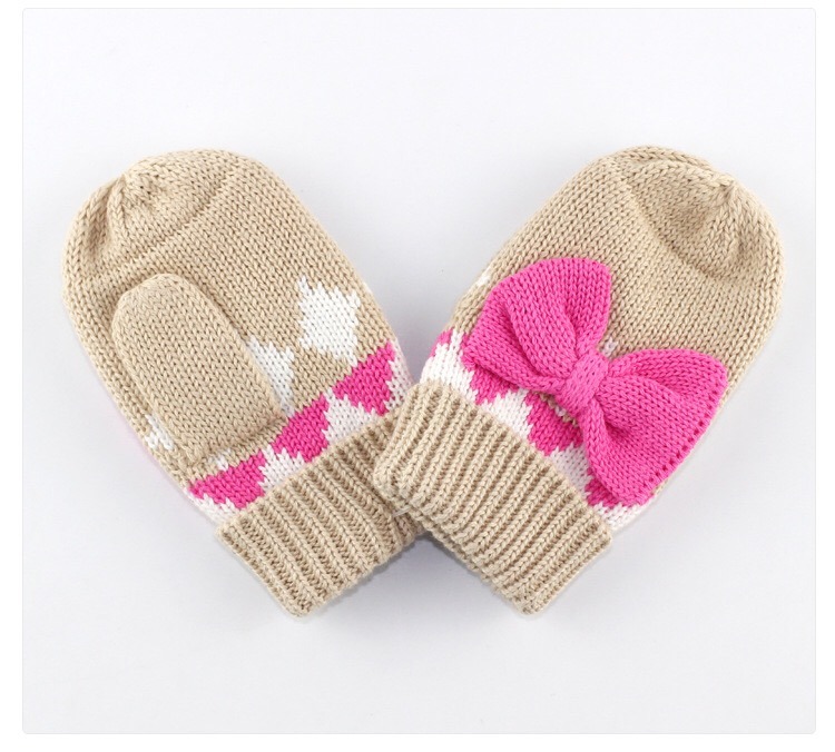 Custom Acrylic Embroidery Lovely Soft Knit Hat Glove Scarf Set