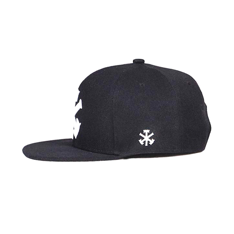 100% Cotton Fashion Embroidered Customize Snapback Hats Wholesale