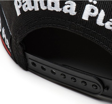 6-Panel Wholesale Black Embroidery Fashion Custom Snapback Caps Hats