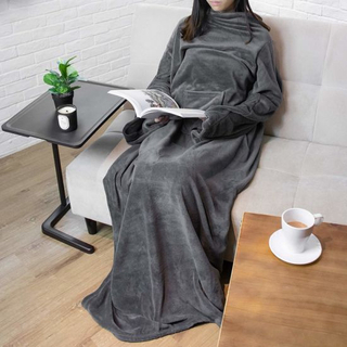 Super Soft Warm Polyester Fleece Throw Blanket with Sleeves Pocket