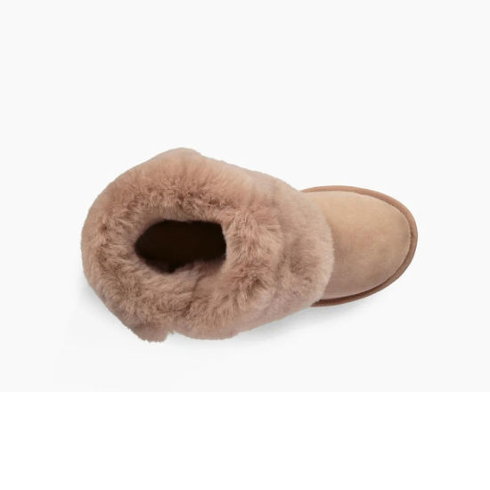 New Arrival Fashion Style Warm Decorative Buttons Women Fur Boots for Winter