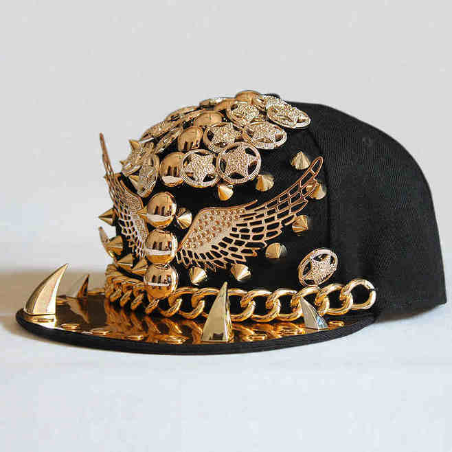 Custom Metal Plate Yupoo Snapback Cap with Sexy Lip and Rivet