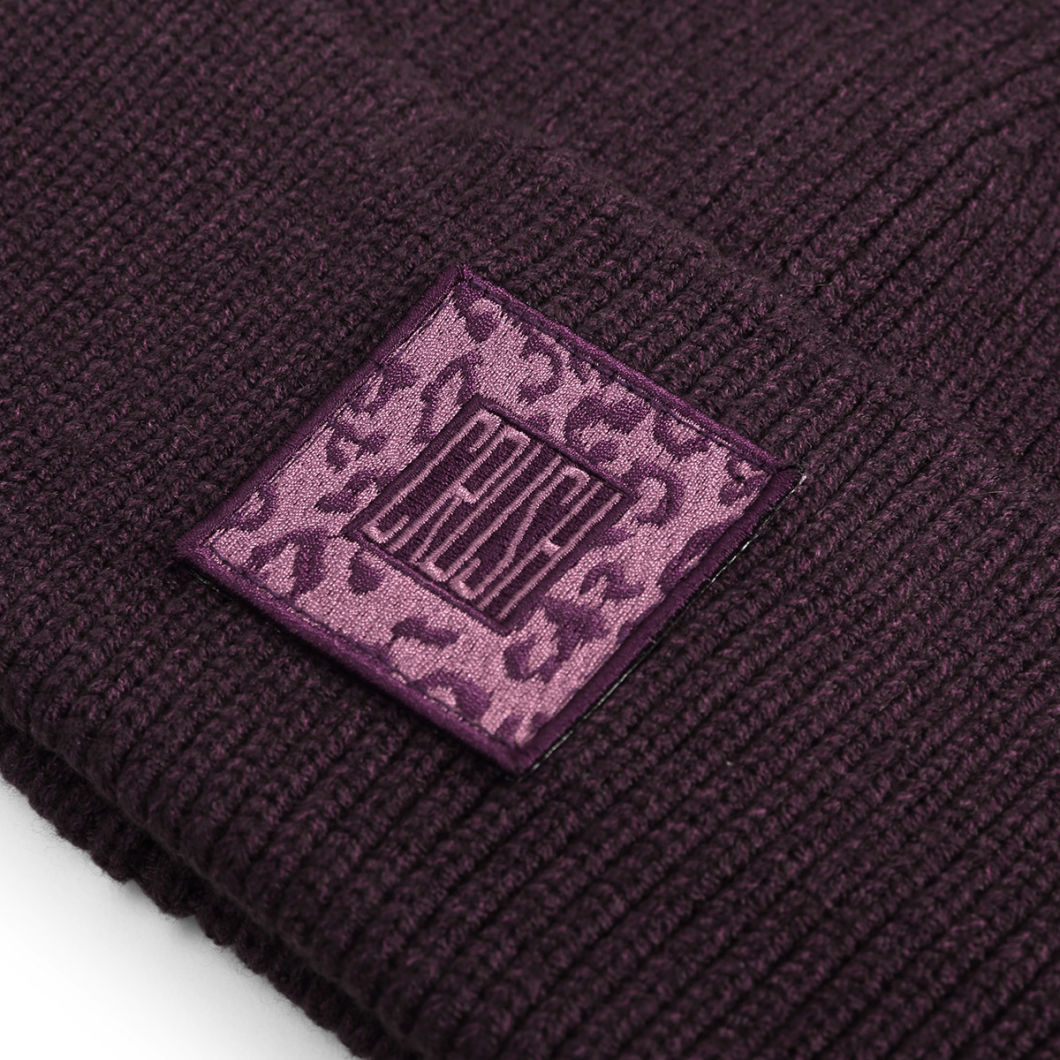 Winter Warm Knitted Ladies Cc Beanie Hat with Customzied Logo