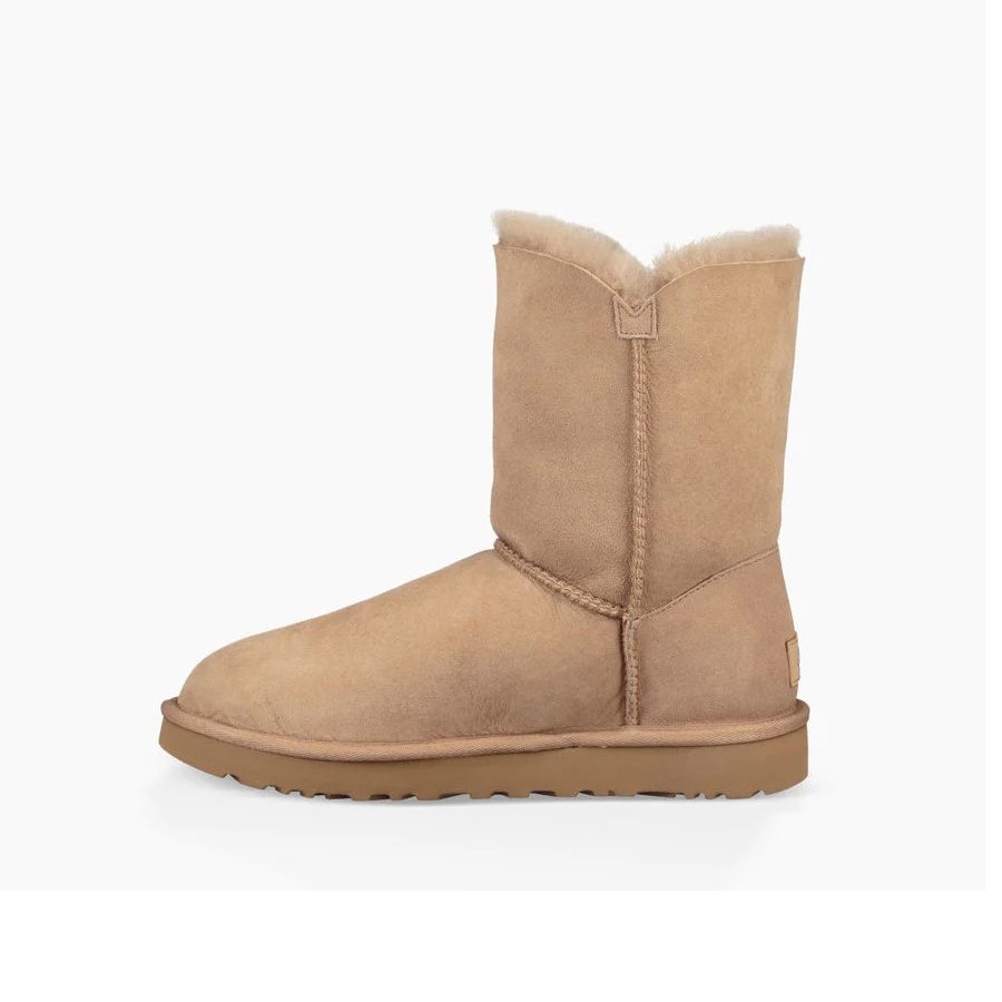 New Arrival Fashion Style Warm Decorative Buttons Women Fur Boots for Winter