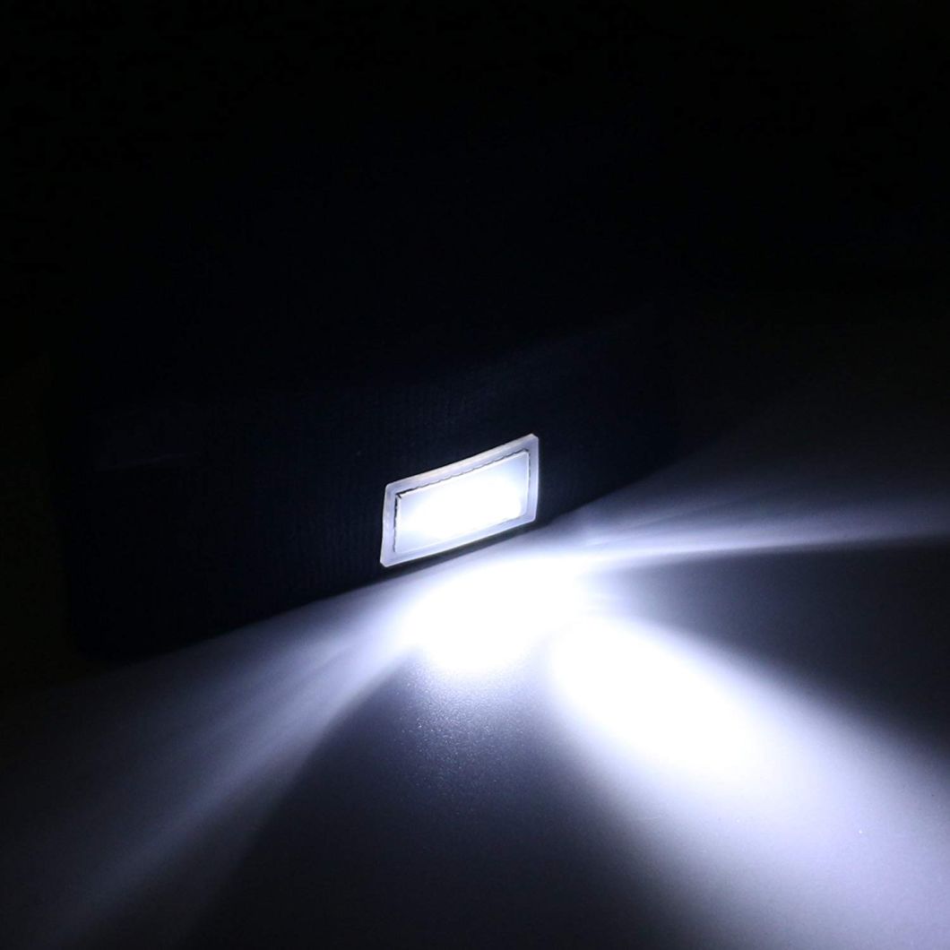 Wholesale Custom Acrylic Winter Camping Outdoor Knitted LED Beanie Hat