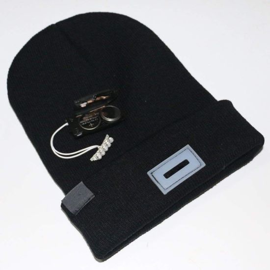 Wholesale Custom Acrylic Winter Camping Outdoor Knitted LED Beanie Hat