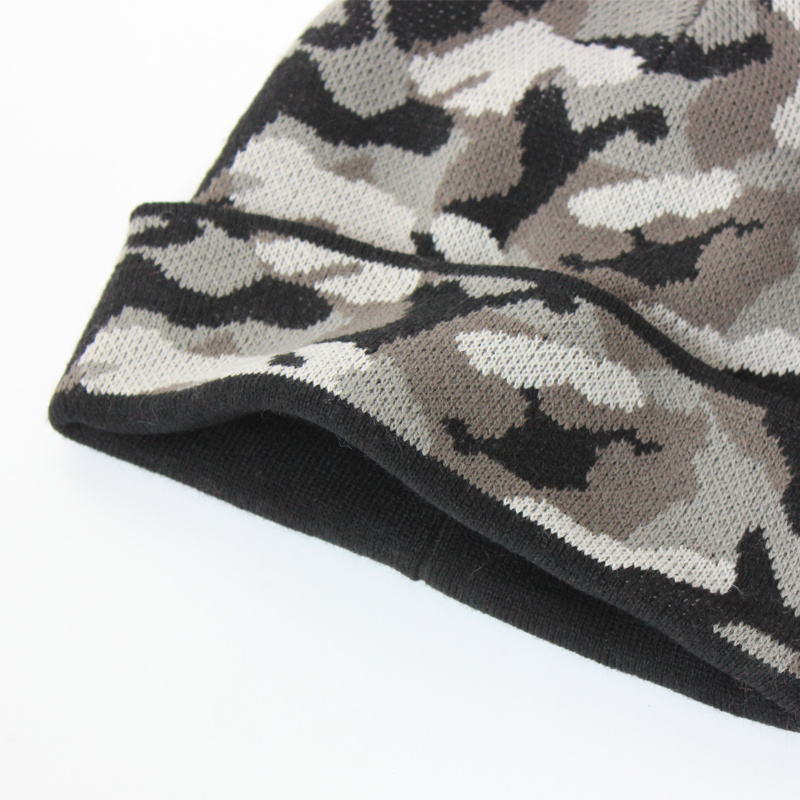 BSCI Audit 100% Acrylic Knitted Hat Thickened Fleece Lining Army Camouflage