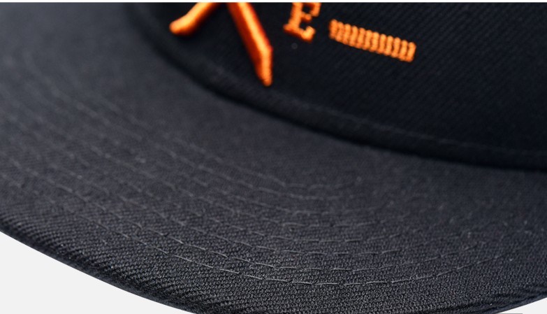 Wholesale Custom 100% Cotton 6-Panel Black 3D Embroidered Snapback